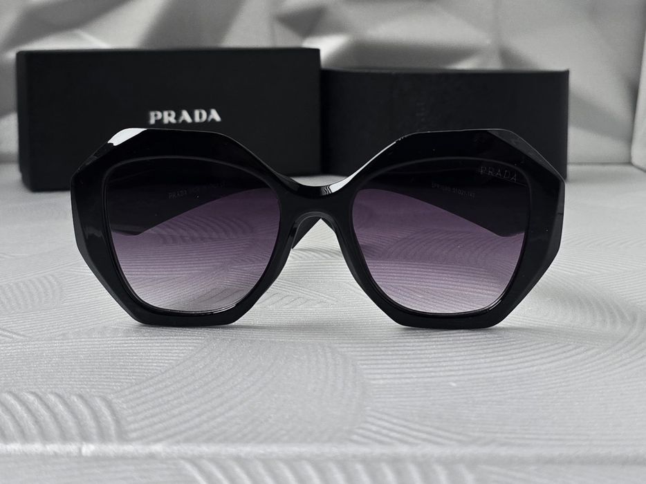 Дамски слънчеви очила многоъгълни