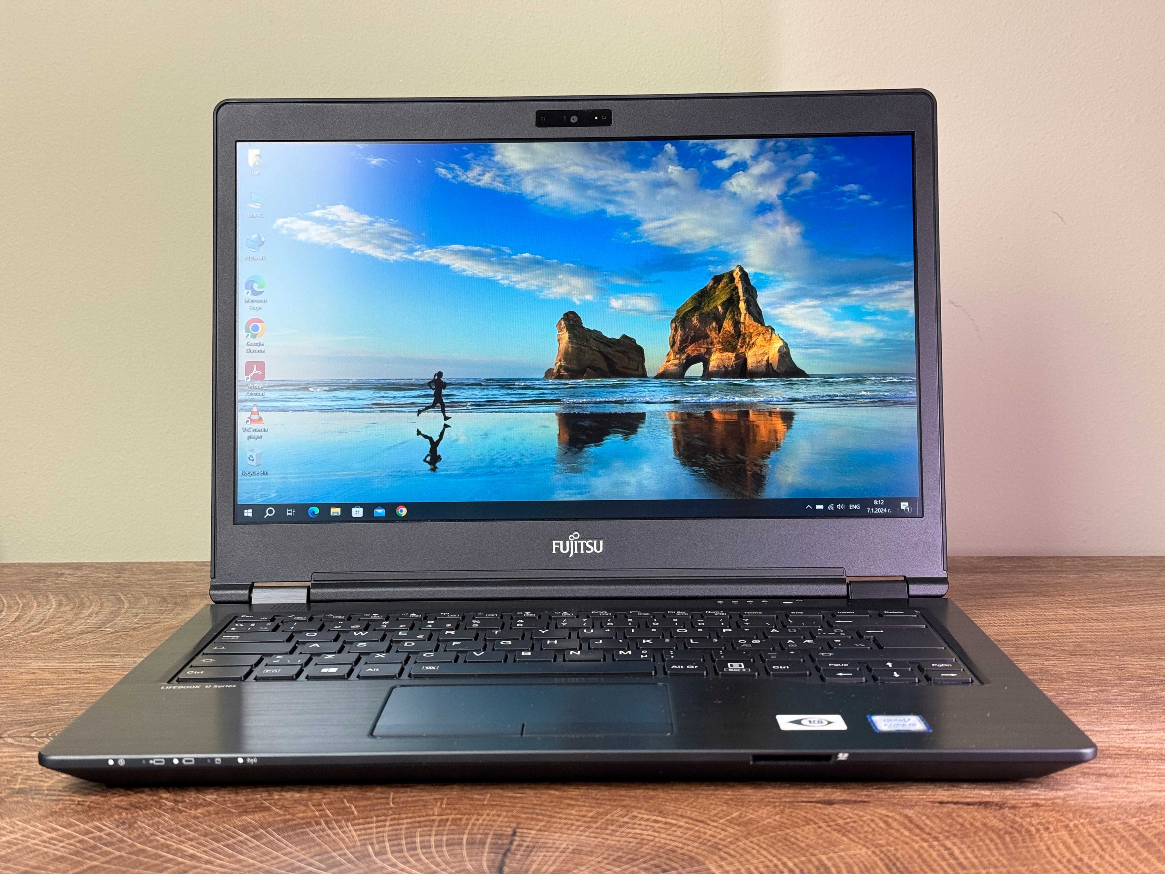 Лаптоп Fujitsu LifeBook U7410 i5-10310U/8GB/256GB SSD/ 14"FullHD/HDMI