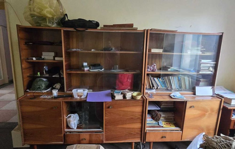 Donez mobila. Dormitor + sufragerie