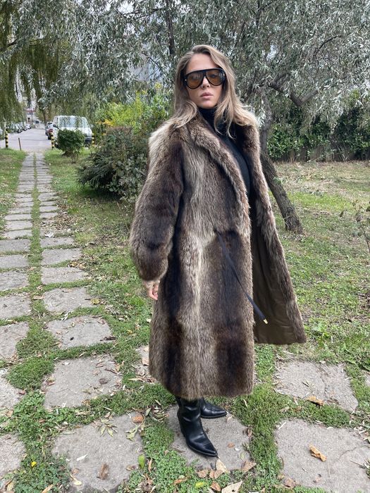 Haina lunga din blana naturala de raton