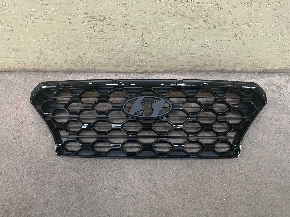 Решетка радиатора Хюндай  Хендай Санта Фе 2018-/ Hyundai Santa Fe 2021