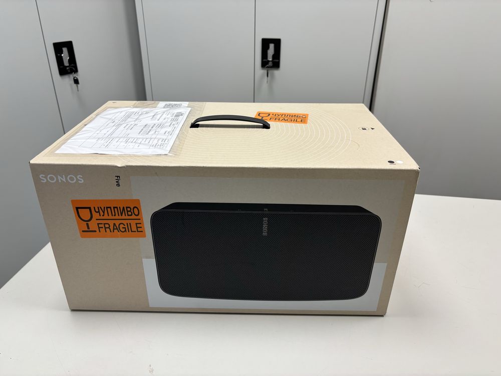 Sonos Five тонколона, нова, неотваряна!