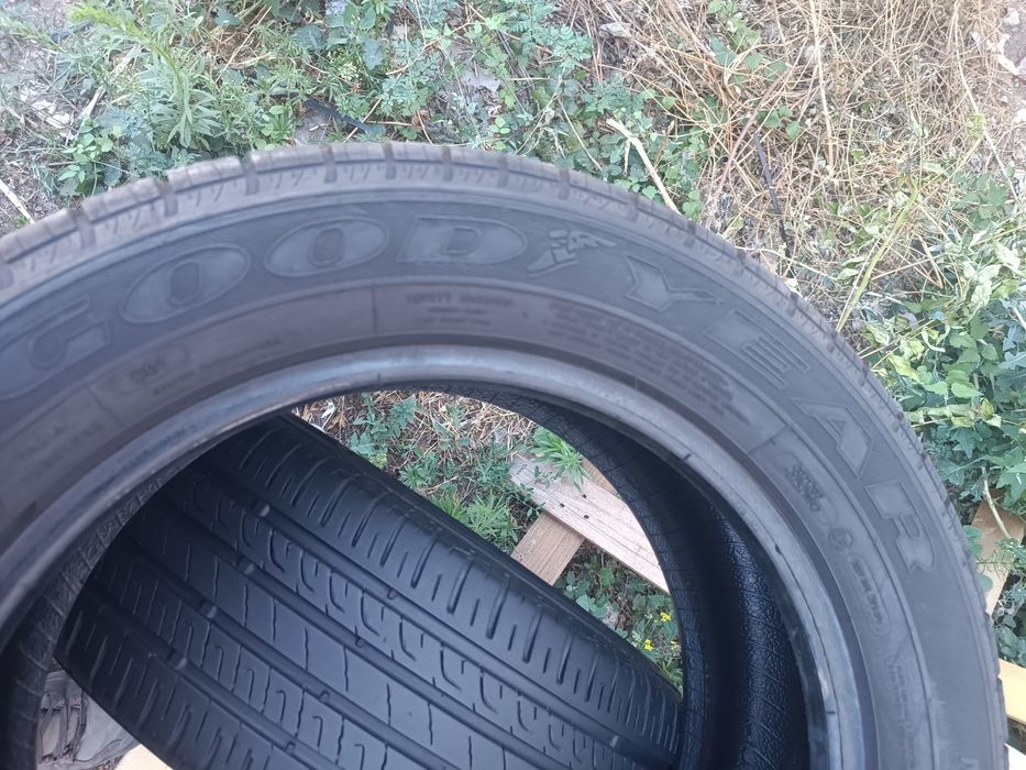 225/55/17 С Goodyear