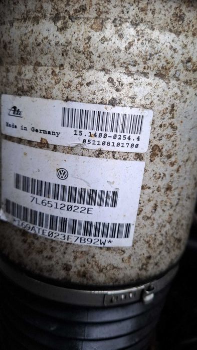 Perna aer VW Touareg 7L (2002-2010), 300 lei – suspensie pneumatica