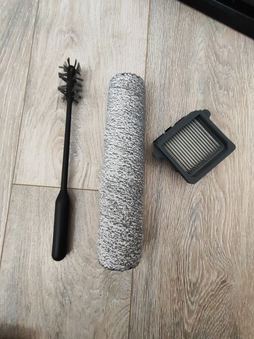 Tineco S3 - почти нова вертикална прахосмукачка за сухо и мокро