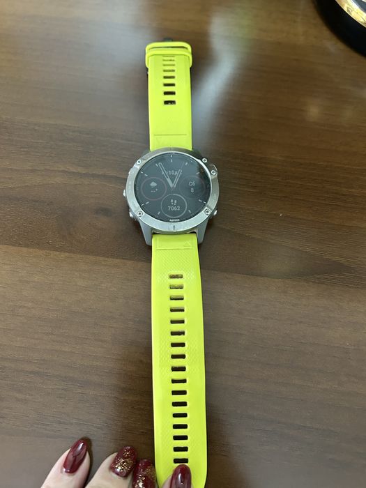 Часы фирмы GARMIN 6 купленные в Америке с документами