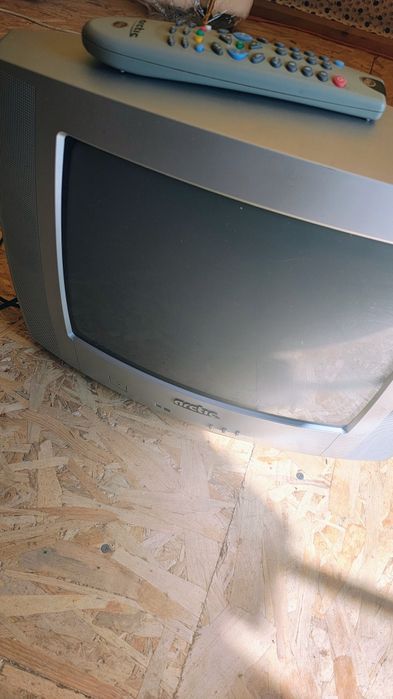 Vând televizor artic diagnostic 45cm