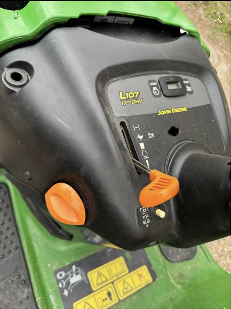 МОЩНО ТРАКТОРЧЕ JOHN DEERE 17 к.с.– Готов за работа!