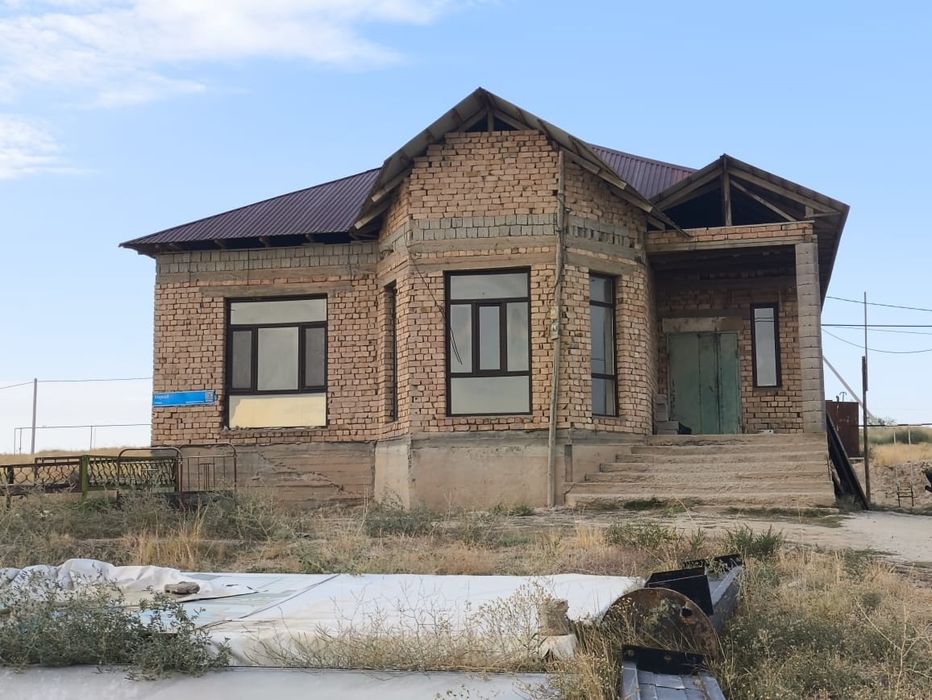 Продаётся дом в мкрне Туран срочно