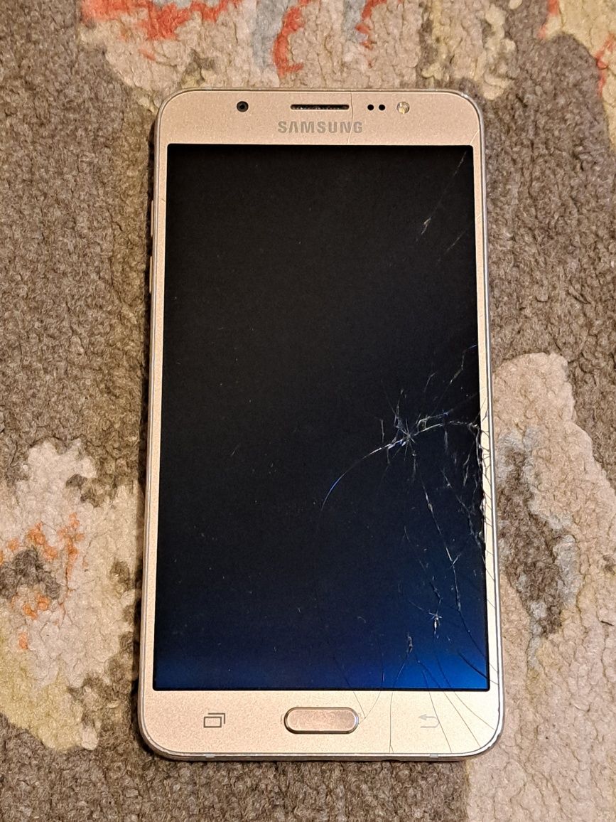 Samsung Galaxy J7 2016