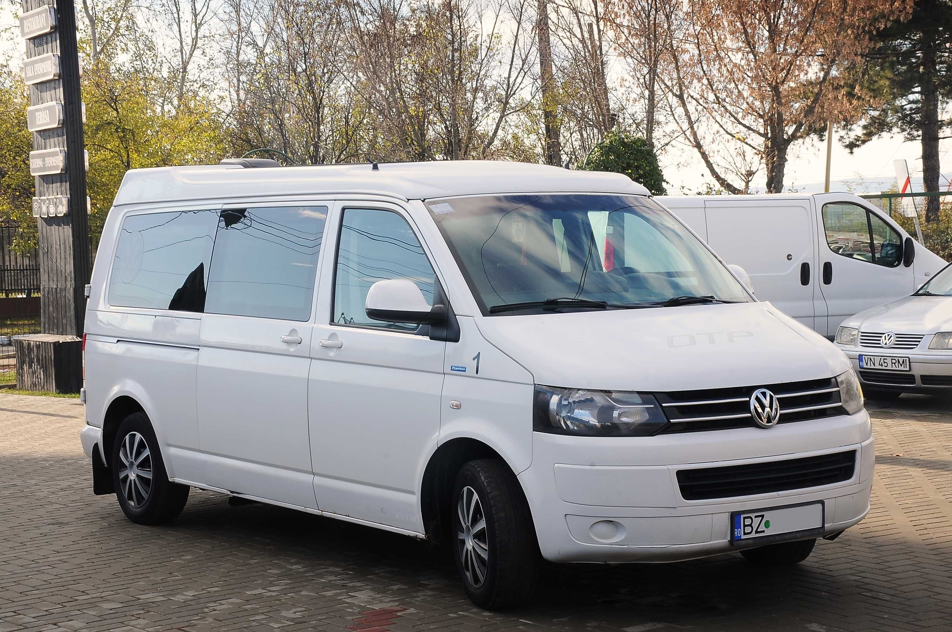 VW Transporter T5 8+1 locuri 2012 2.0TDi 140 CP E5 6 trepte AC Webasto