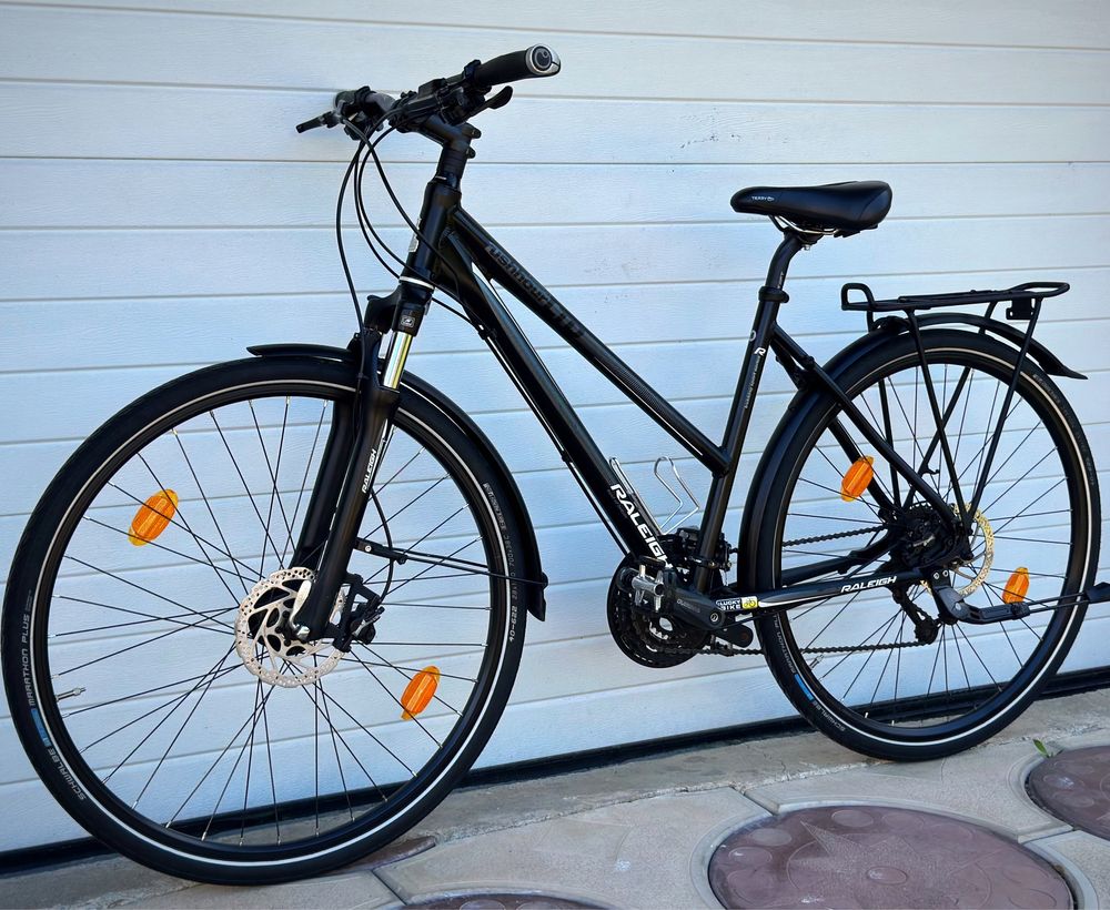 Vand Bicicleta RALEIGH,impecabila,frane hidraulice,echip DEORE!