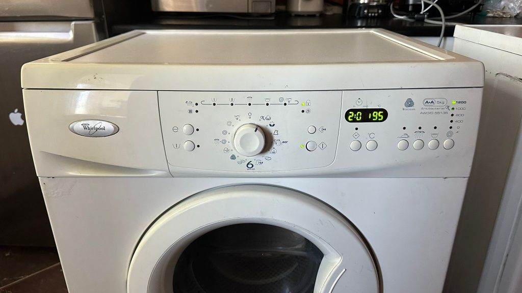Masina de spalat samsung si whirlpool