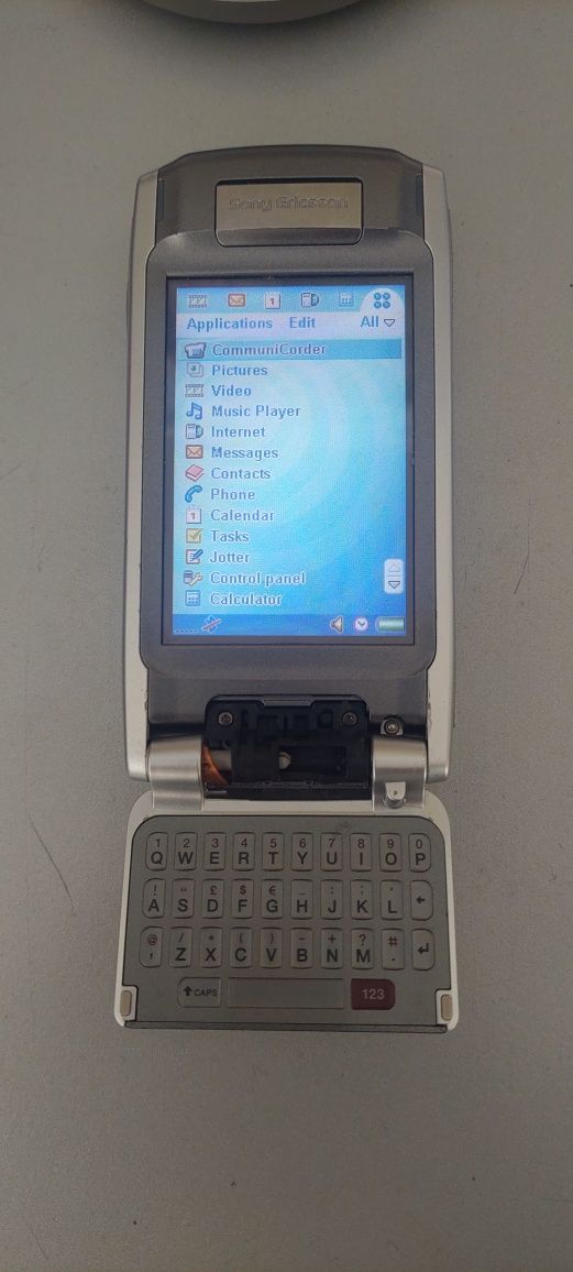 Sony Ericsson p910i