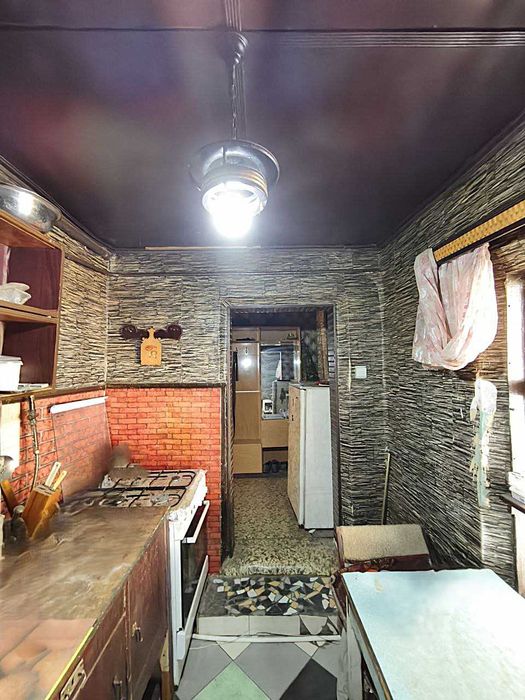 Yu  Продаётся дом 2 комнаты на 1,6 сотках Саракулька торг