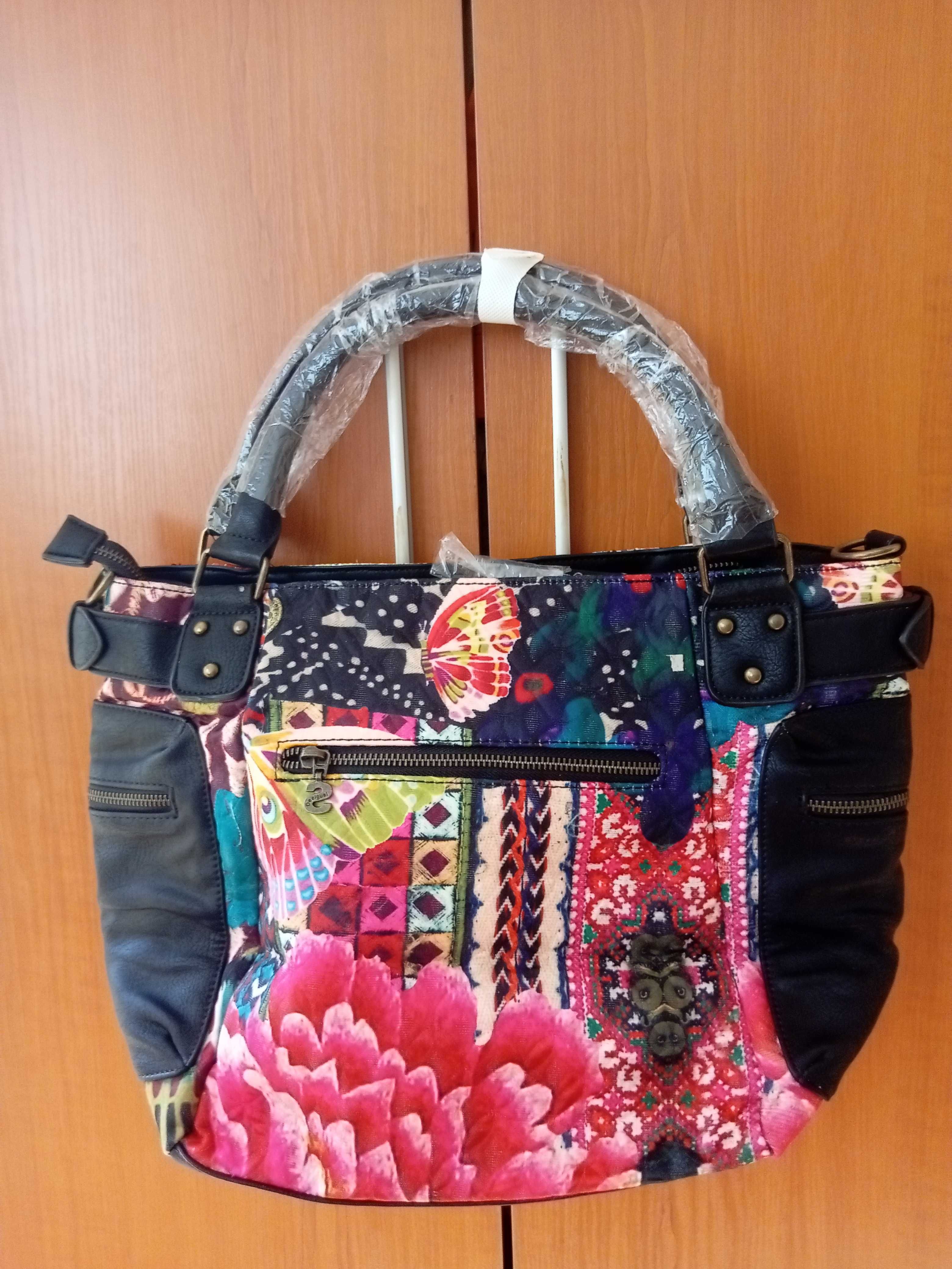 Дамска чанта  Desigual