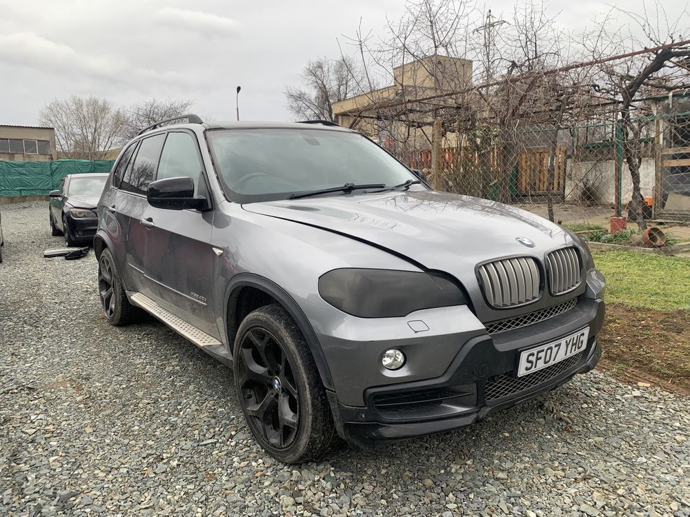 Продаваме на части бмв х5 е70 4.8ис bmw x5 e70 4.8is.