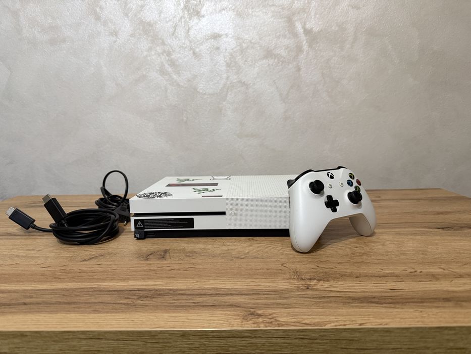 Xbox One S alb 1Tb+controller original+jocuri Fifa,Minecraft,The Crew2