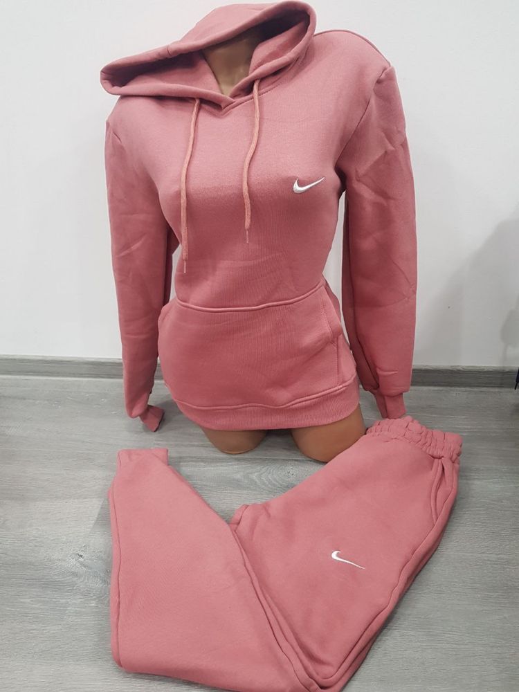 Trening dama Nike