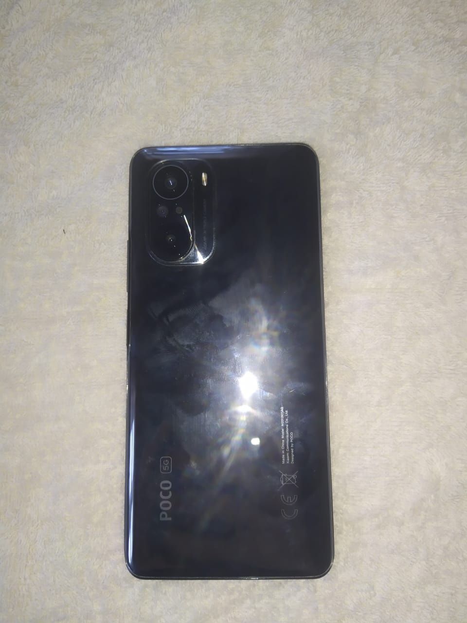 ПРОДАМ Xiaomi POCO F3 8/256 гигабайт