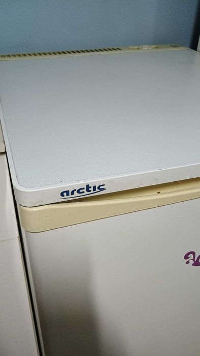 Frigider/congelator Arctic