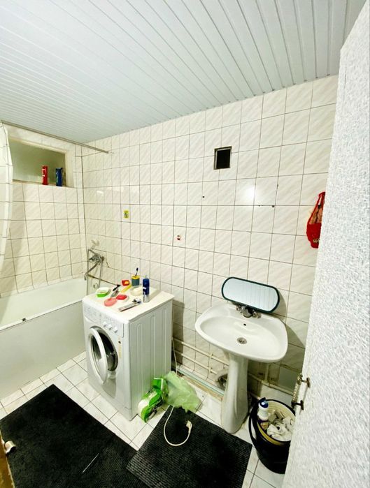 Продаётся трёхкомнатная на метро Максим Горького