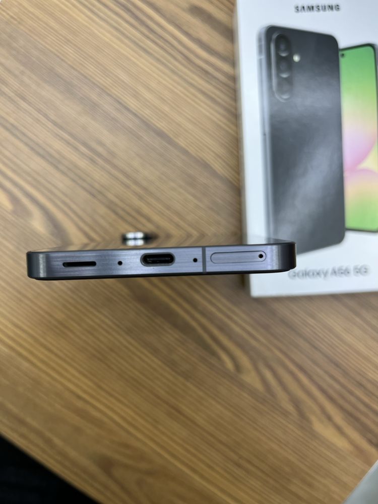 Samsung A56 почти новый