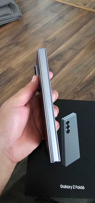 Samsung Galaxy Fold 6