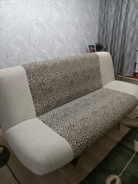 Продам диван в отличном состоянии