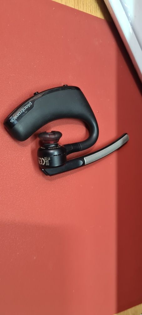 Plantronics voyager legend