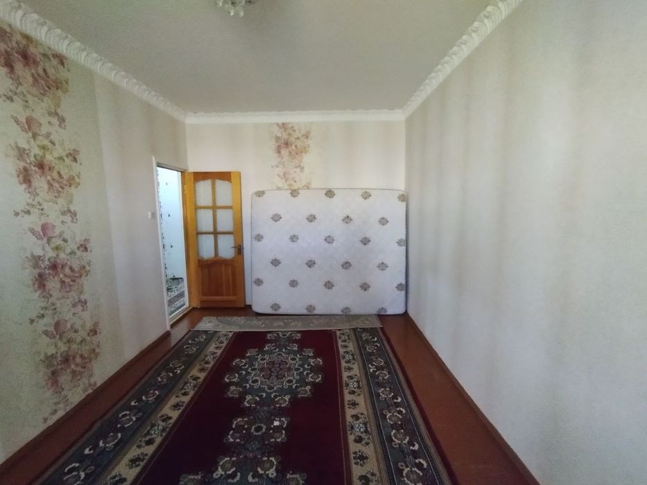 Квартира 6мик 4этаж 2хоналик ижорага берилади