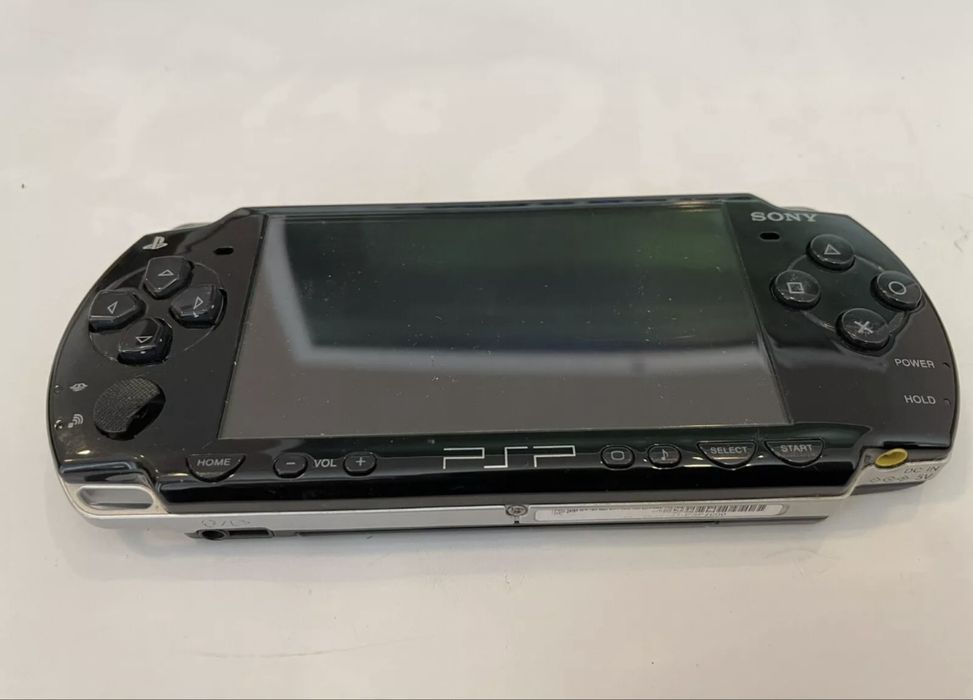 Sony Psp 2000 в рабочем состоянии
