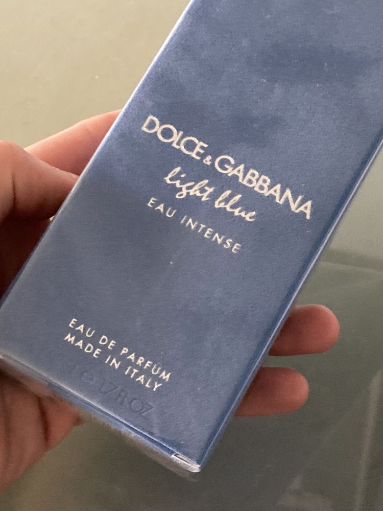 Apa de parfum DOLCE & GABBANA light blue NOUA