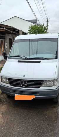 Mercedes-Benz Sprinter 208D