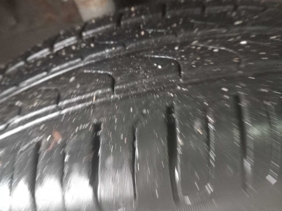 235/70 R16 Pirelli