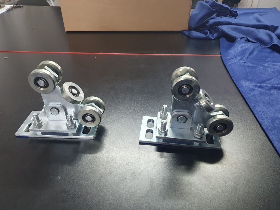 Poarta culisanta  cu deschidere 4m