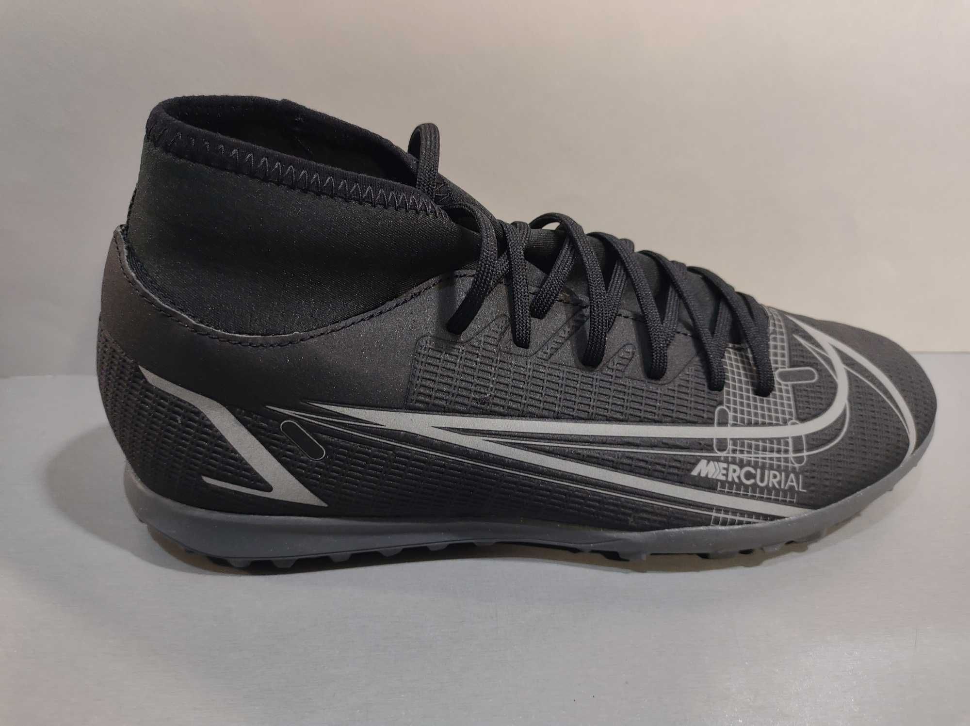 Nike N40,N45,N46.Футболни стоножки.Нови.Оригинал