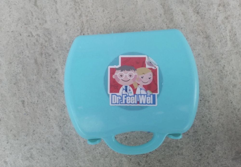 Jucarie-trusa medicala copii