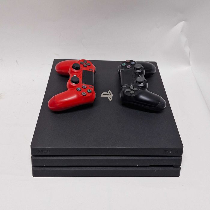 Liquid Money vinde - Consola SONY Playstation 4 Pro 1TB, 2 controlere