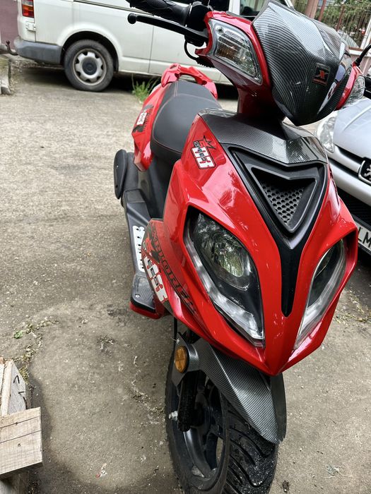 Scuter Explorer b99  2020