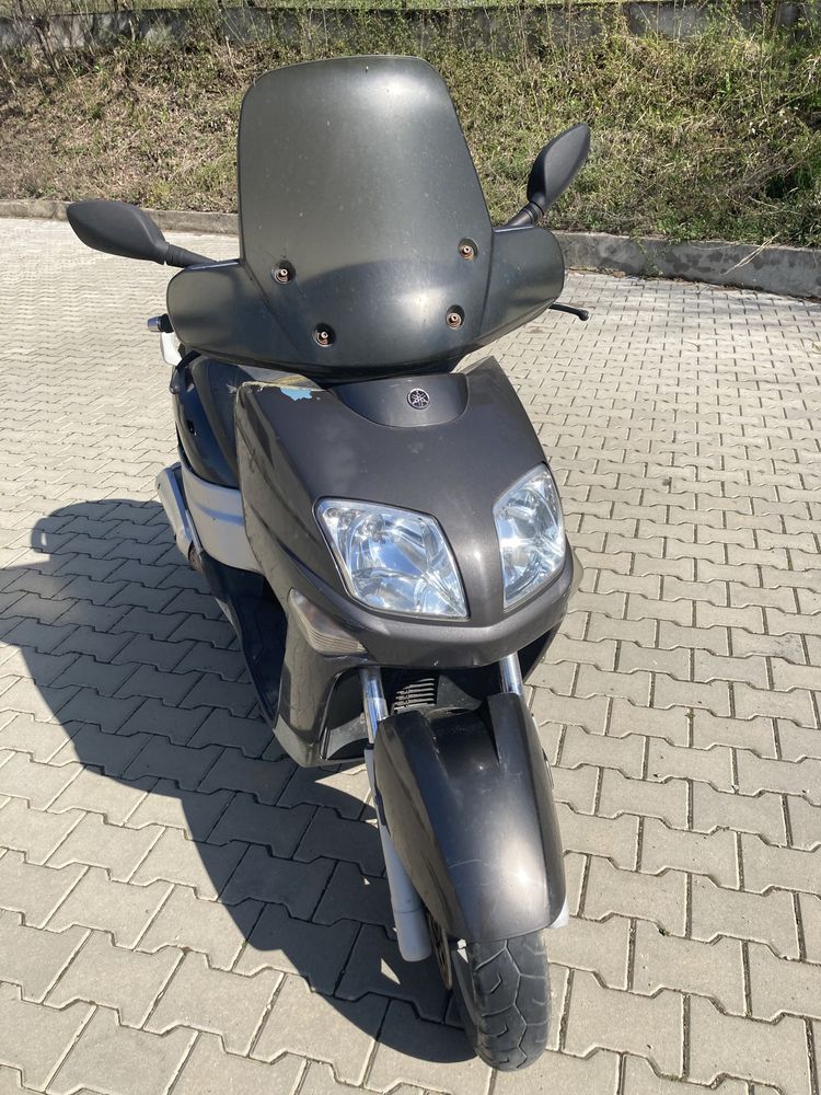 Yamaha Versity 300 на части