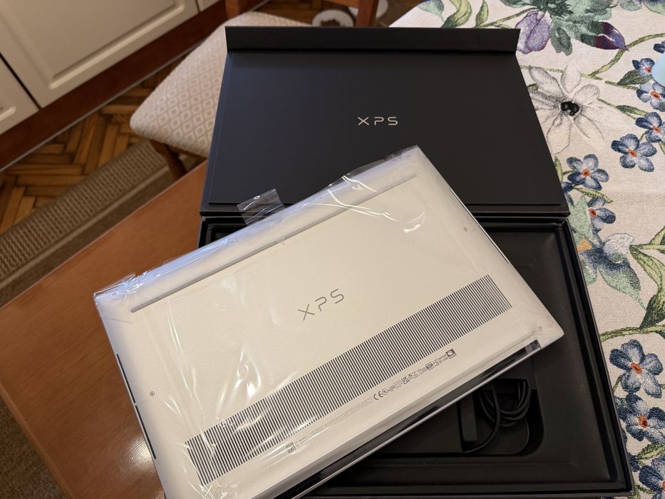 Laptop Nou Dell XPS 15 (9530) i7