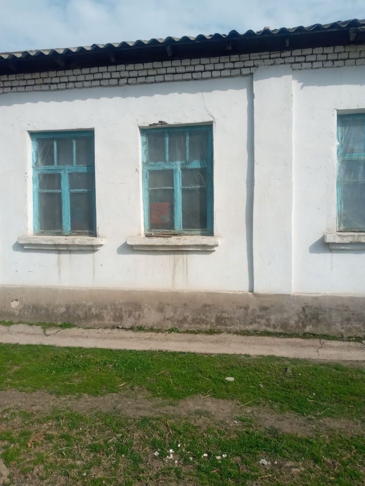 Продается дача на территории
