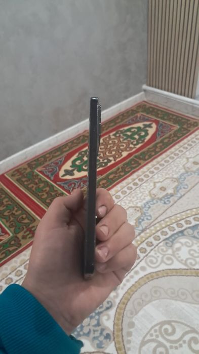 Honor 90 Lite 5G 8/256 ГБ — отличное состояние, всё работает