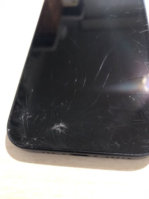 Iphone 15 E-Sim Bateria 100% Originala