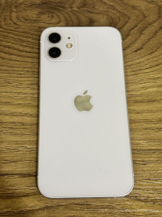 iPhone 12 256GB Srochno sotiladi