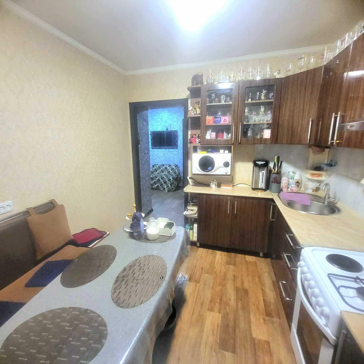 Продам 3 комнатную Улучшенной планировки 3 микрорайон