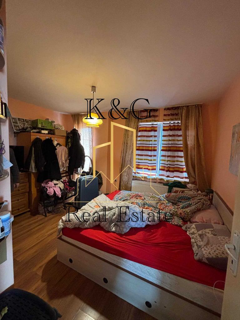 Продава се Къща в Разград, Абритус - 240 кв.м за 2125 €/кв.м - Снимка #3