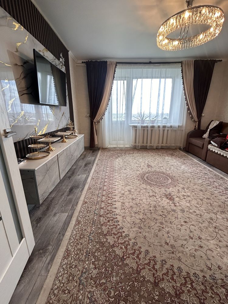Продам 3х комнатную, 20 мкр