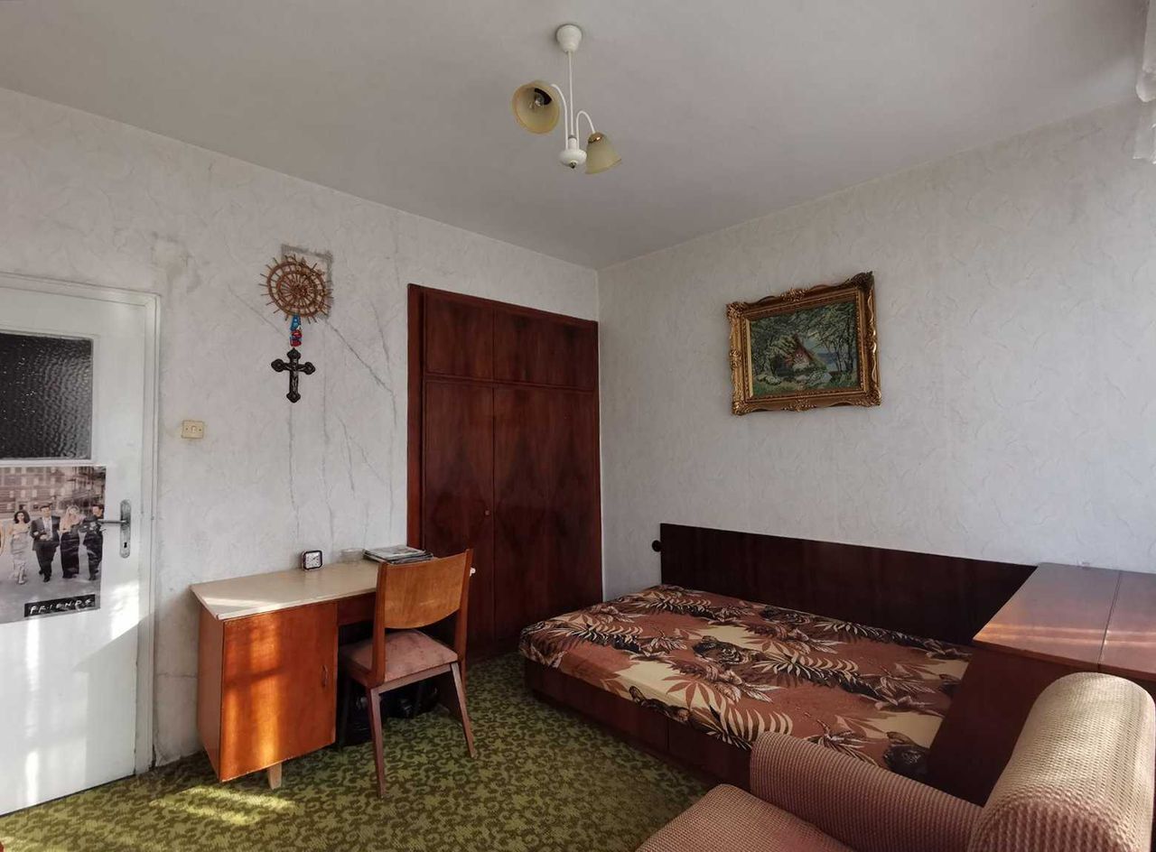 Продава се Тристаен апартамент в Русе, Алеи Възраждане - 85 кв.м за 1636 €/кв.м - Снимка #10